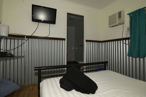 Scottys Mission Beach YHA - Darwin Holiday 6