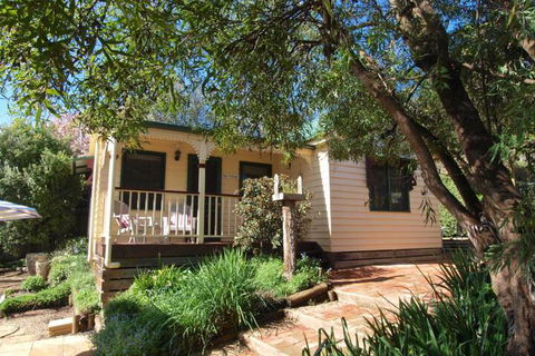 Tiffanys Country Cottages - Darwin Holiday 5