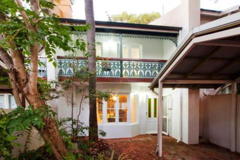 Bedford Terrace 3 - Darwin Holiday 1