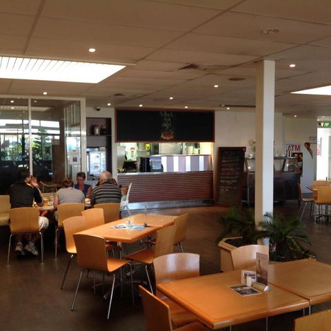 Tannum Sands Hotel / Motel - Darwin Holiday 5