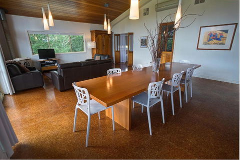 Feathertop Winery - Darwin Holiday 6