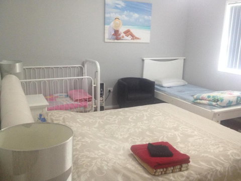 Mystic Blue & Green Meadow - Darwin Holiday 1