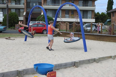 Forster Holiday Apartment - Darwin Holiday 1