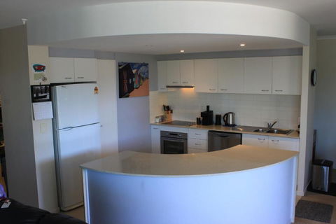 Forster Holiday Apartment - Darwin Holiday 3