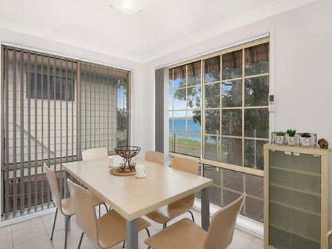 Toukley Lake House - Darwin Holiday 0