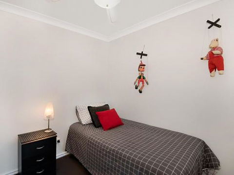 Toukley Lake House - Darwin Holiday 4