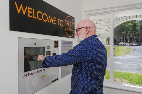 Rest Motels Naracoorte - Darwin Holiday 5