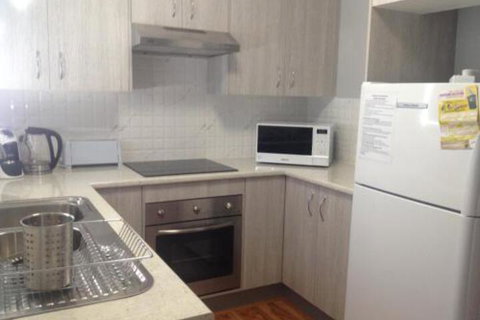 Green Meadow - Darwin Holiday 0