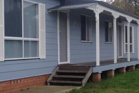 Green Meadow - Darwin Holiday 5