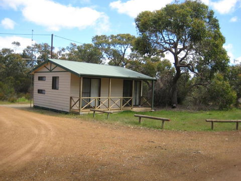 Parndana Hotel Cabins - Darwin Holiday 1