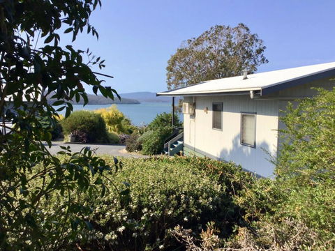 Blue Waters Holiday Cottages For 2 - Darwin Holiday 6