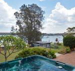 The House on the Lake at Fishing Point Lake Macquarie honestly put the line in  catch fish - Darwin Holiday