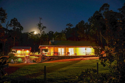 Nannup Bush Retreat - Darwin Holiday 5