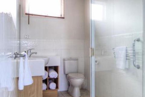 Beach Haven Poolside - Darwin Holiday 6