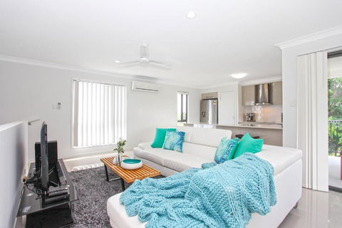 Beach Breeze Holiday House - Darwin Holiday 4