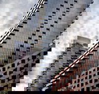 AKOM Melbourne - Darwin Holiday