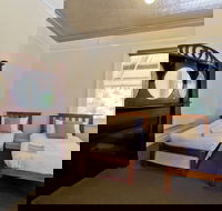 Deloraine Hotel - Darwin Holiday