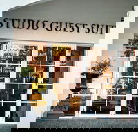 Studio Guest Suites - Margaret River - Darwin Holiday