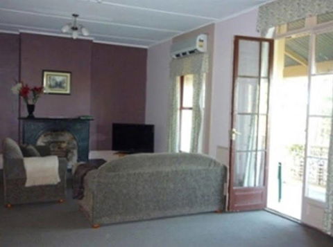 Blue Mountains Manor House - Darwin Holiday 2