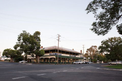 Australian Hotel Grafton - Darwin Holiday 1