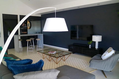 Rooftop Byron - Darwin Holiday 5