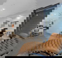 All on Flinders - Darwin Holiday