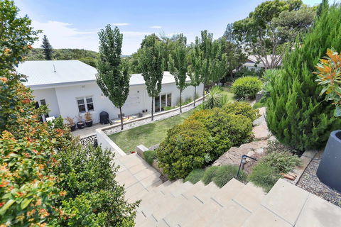 Barossa White House - Darwin Holiday 5