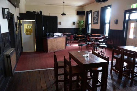 Royal Hotel Cooma - Darwin Holiday 3