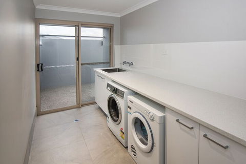 Geographe House - Darwin Holiday 2