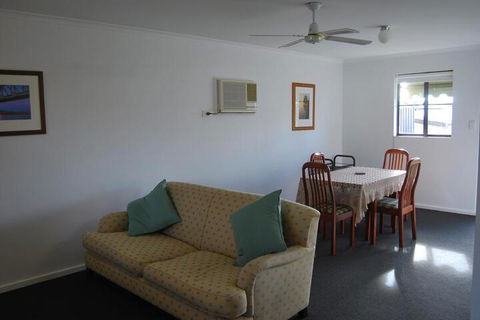 Maple Tree Cottage - Darwin Holiday 6