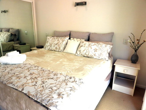 Howies Place Noosa - Darwin Holiday 5