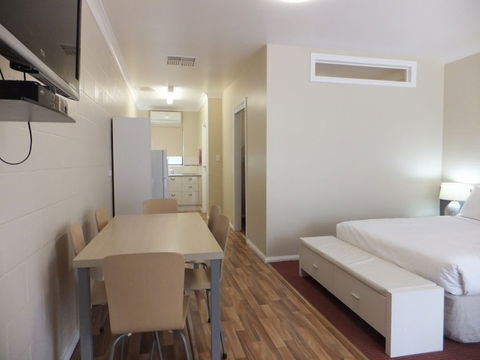 Nagambie Caravan Park & Motel - Darwin Holiday 0