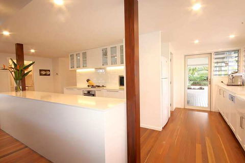 A PERFECT STAY - Cavvanbah Seaside Cottage - Darwin Holiday 7