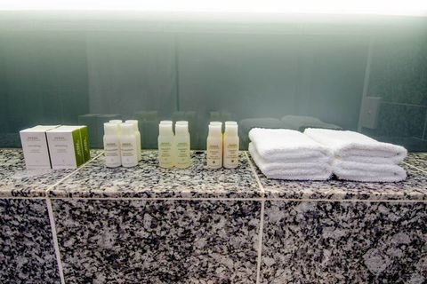 Sydney East Luxury Apartment - Darwin Holiday 7