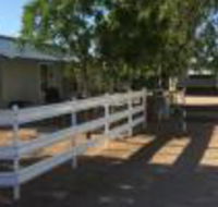 Cottage on Cork Muddy Cottage - Darwin Holiday