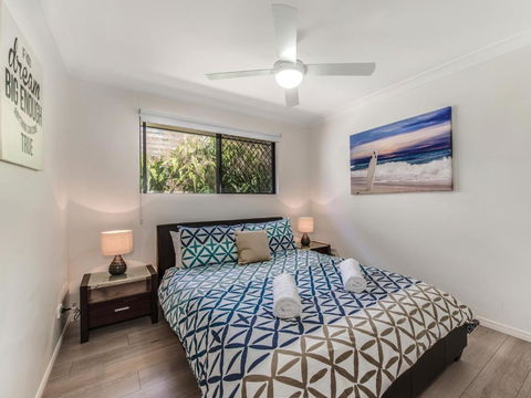 Coolum Waves Pet Friendly Holiday House - Darwin Holiday 3