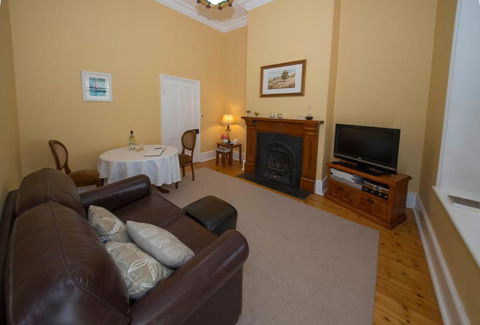 Yankalilla Bay Homestead - Darwin Holiday 6