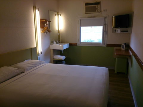 Ibis Budget Dandenong - Darwin Holiday 6