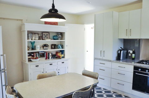 FALMOUTH Seadrift Cottage - Darwin Holiday 2