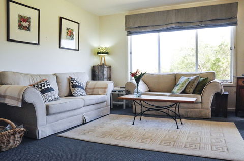 FALMOUTH Seadrift Cottage - Darwin Holiday 0