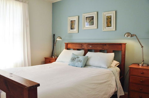 FALMOUTH Seadrift Cottage - Darwin Holiday 5