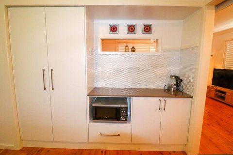 Blacksmiths Sea Breeze - Darwin Holiday 1