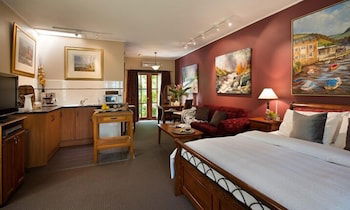 Impressions Studio - Darwin Holiday 4