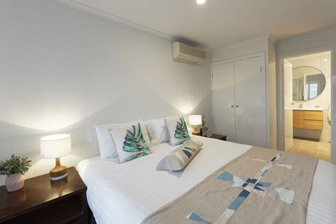 Sandymount - Darwin Holiday 4