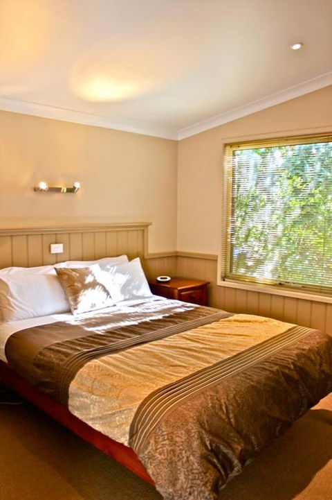 Autumn Leaf Cottage 1 - Darwin Holiday 3