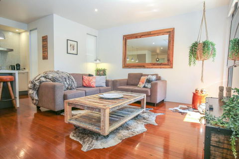 Chapter 11 Delany - Darwin Holiday 2