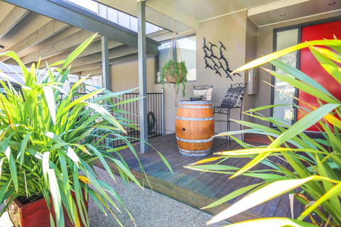 Chapter 11 Delany - Darwin Holiday 4