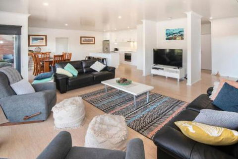Wirraway Luxury Chalet - Darwin Holiday 2