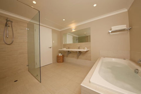 The Marina Hotel - Mindarie - Darwin Holiday 5