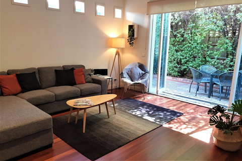 Healesville House - Magnolia House - Darwin Holiday 2